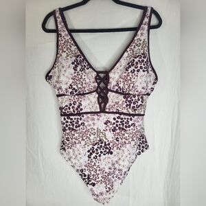 Adore Me Andressa Contour Plus One Piece Swimsuit Ditsy Burgundy Floral Size 2X